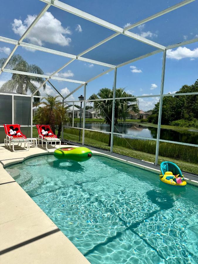 Private Pool With A Beautiful View Overlooking The Lake! Near Disney - Universal Киссимми Экстерьер фото
