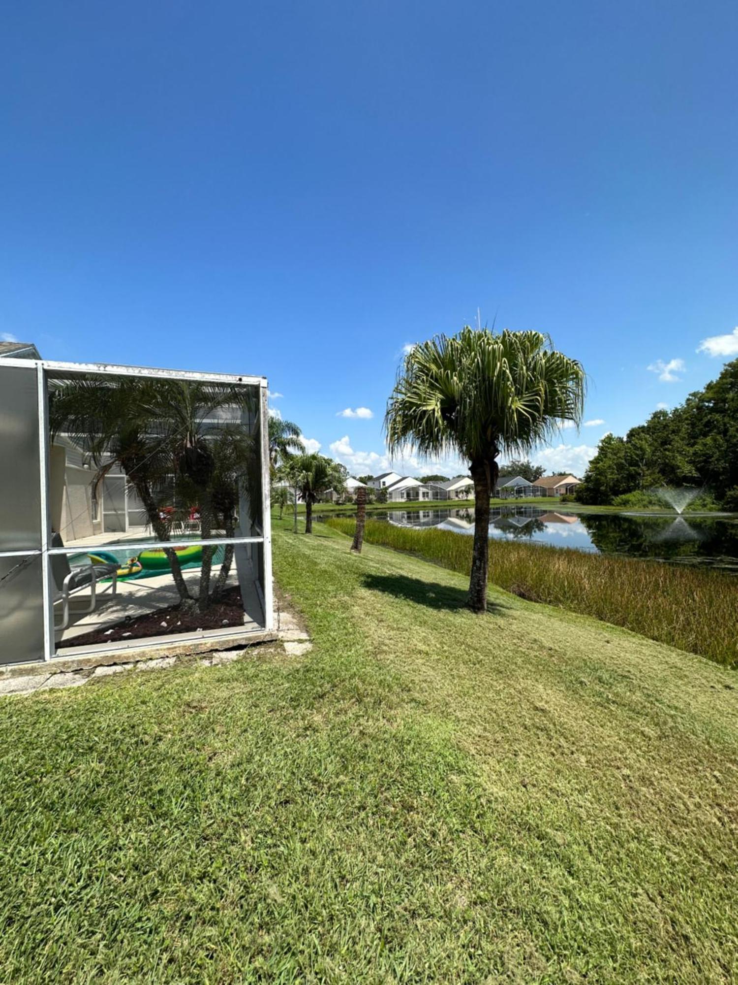 Private Pool With A Beautiful View Overlooking The Lake! Near Disney - Universal Киссимми Экстерьер фото